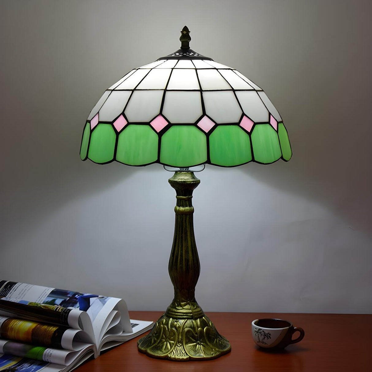 Tiffany Dome Fashion Stained Glass Decor Table Lamp Image - 3