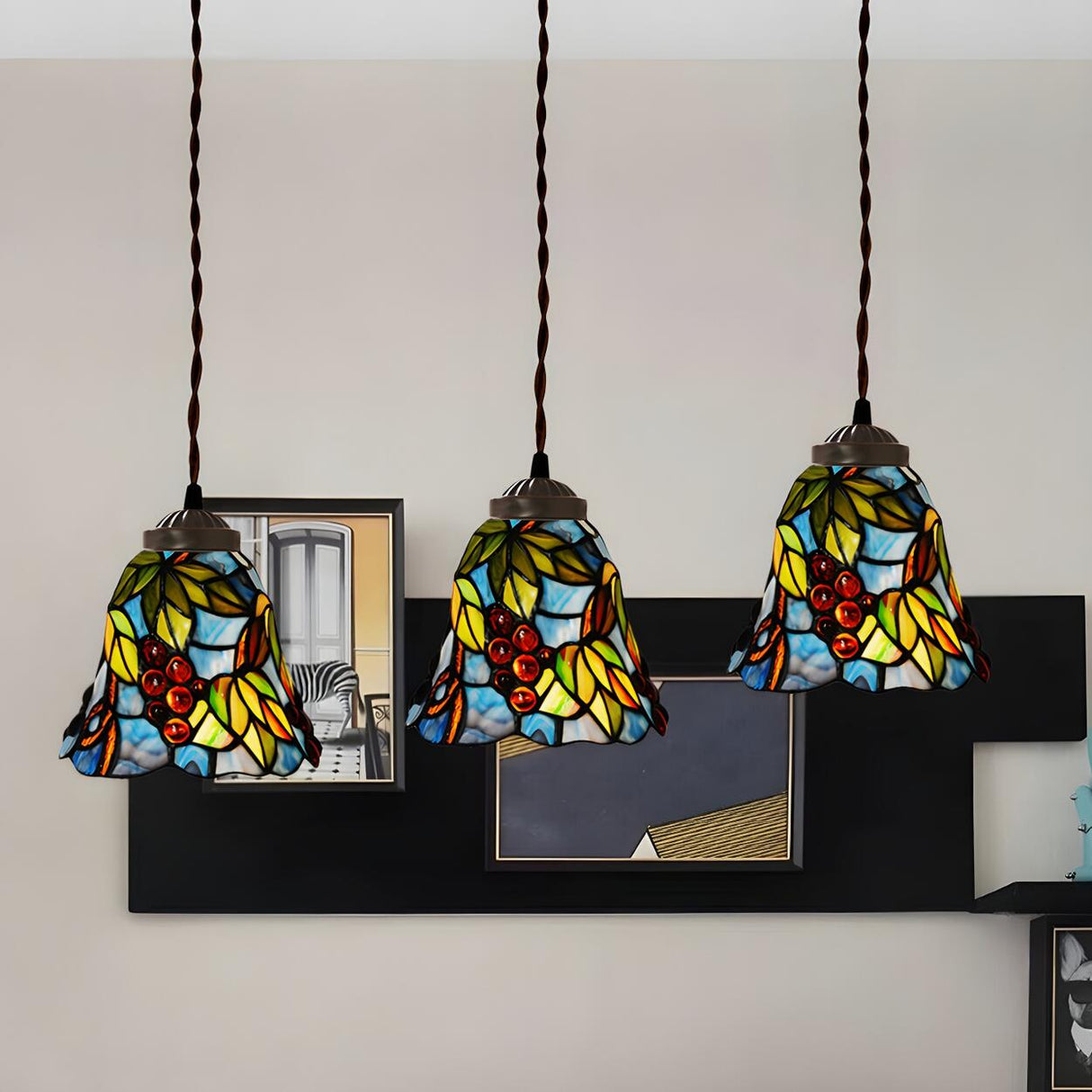 Tiffany Style Colorful Stained Glass Floral Pendant Light Image - 5