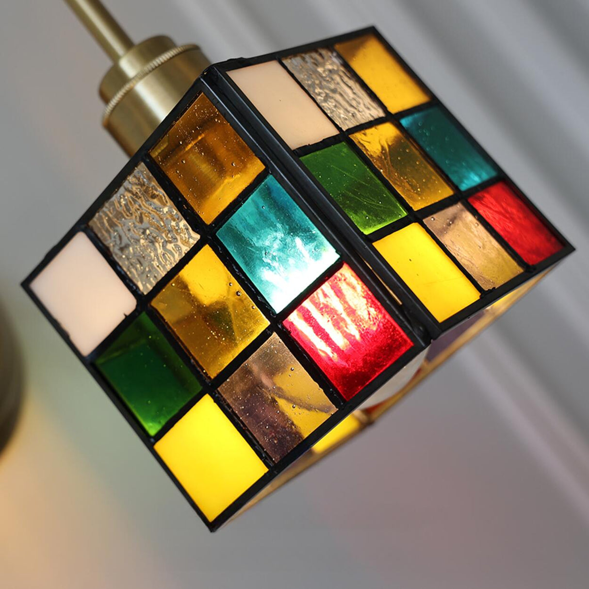 Tiffany Style Stained Glass Gold Square Wall Sconce Image - 10