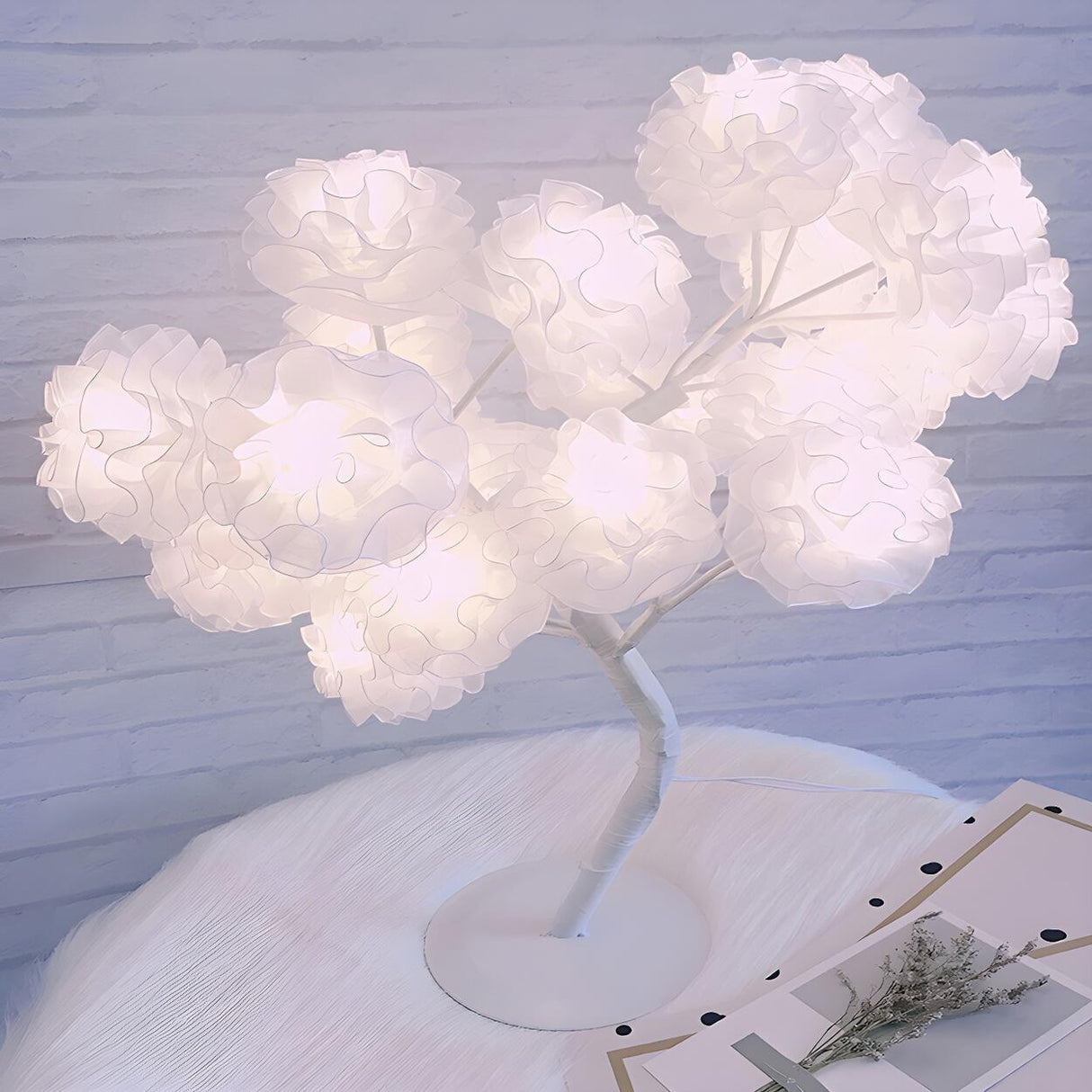 Tree-Shaped Floral Plastic Modern Decor LED Night Light Image - 1