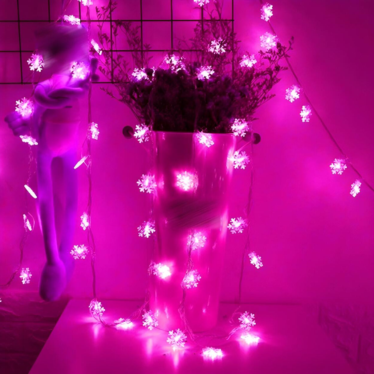 Trendy Christmas White Snowflake LED String Light Image - 4