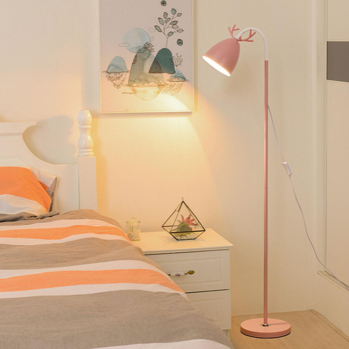 Trendy Modern Pink Cone Metal Bedside Floor Lamp Image - 3