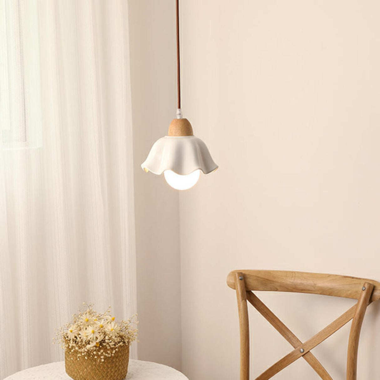 Triple Flower White Ceramic Modern Pendant Light Image - 9