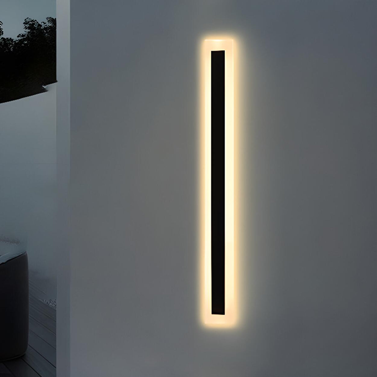 Vertical Black Outdoor LED Wall Light Fixture Image - 12