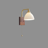 Vintage Brass Wall Sconce with Pull Chain Image - 4