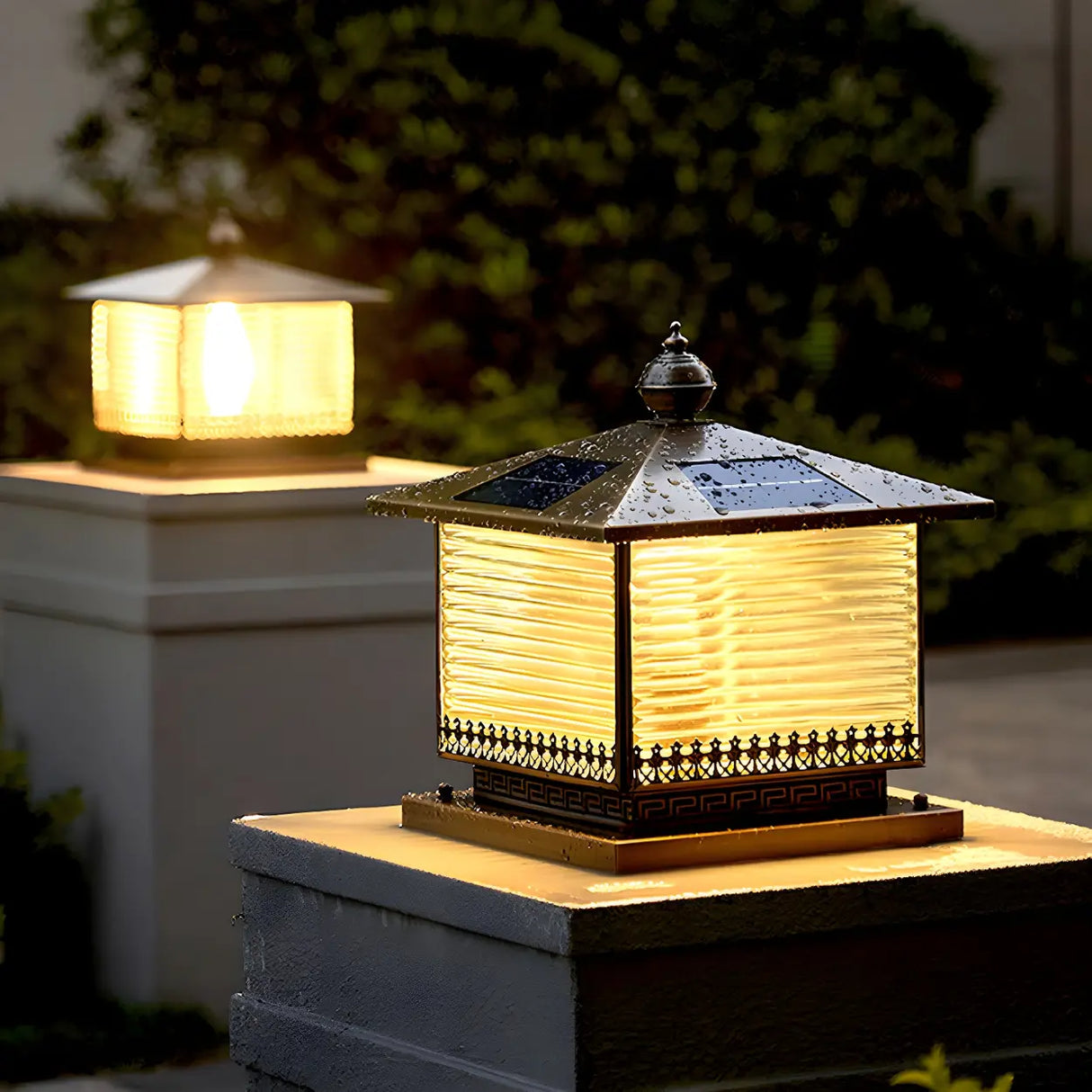 Vintage Solar Square Glass Lantern Bronze Post Light Image - 13