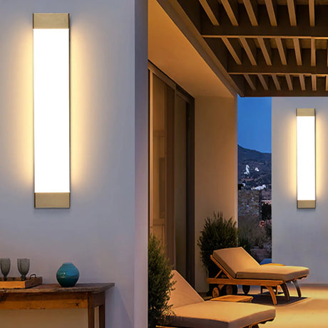 Waterproof Gold Geometric Acrylic Outdoor Wall Sconce Image - 1