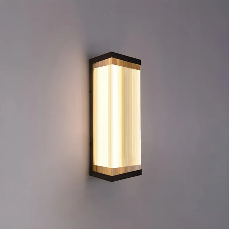 Waterproof Modern Rectangular Metal Outdoor Wall Light Image - 2