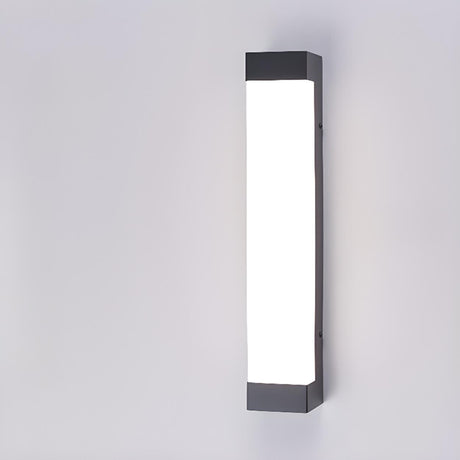 Waterproof Vertical Metal LED Outdoor Wall Sconce Image - 2