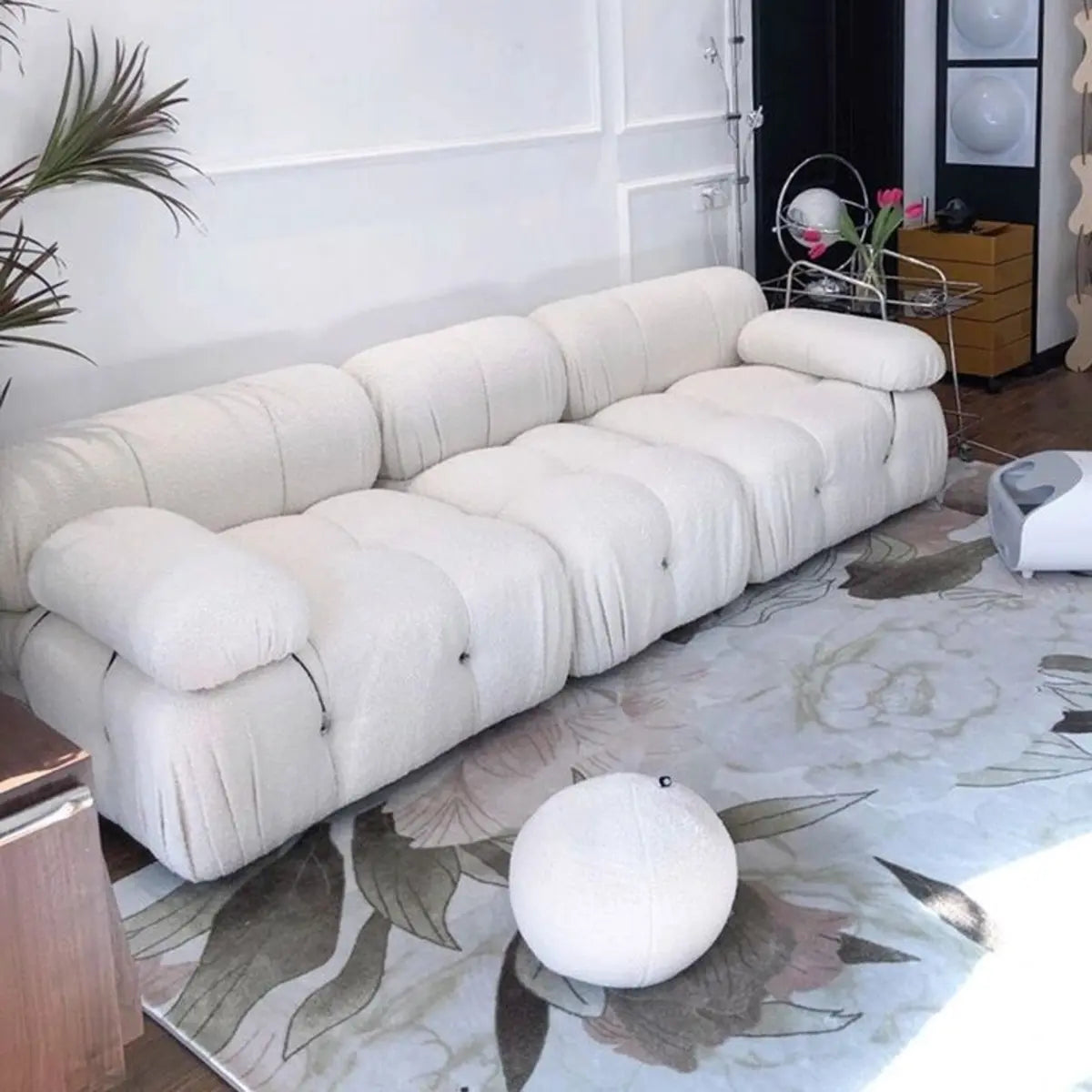 White Flannel Fabric Round Arm Tight Back Tufted Sofa Image - 5