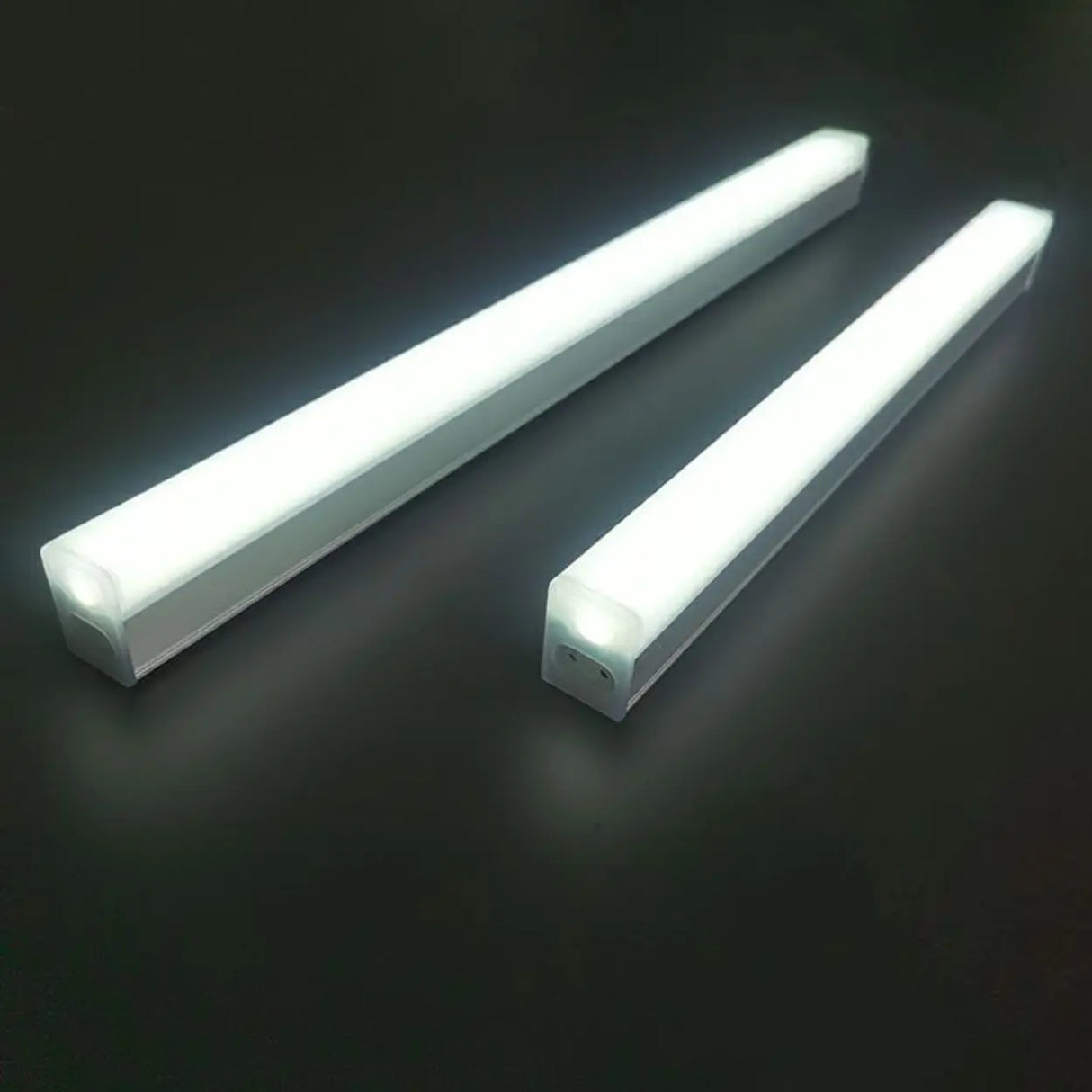 White Modern LED Rectangular Bathroom Vanity Light Image - 6