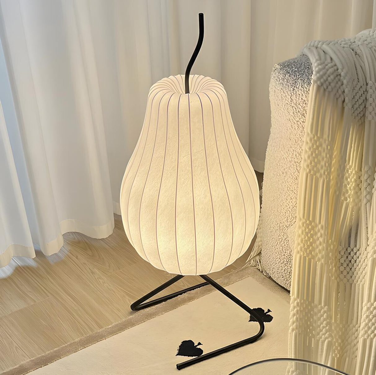 White Modern Pear-Shaped Metal LED Floor Lamp Image - 12